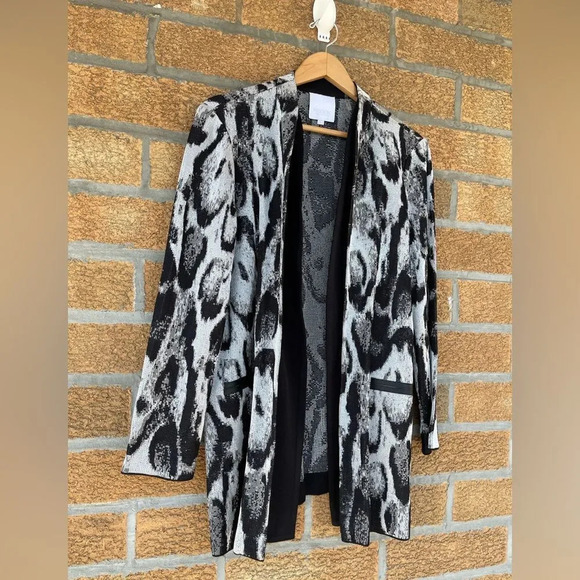 Misook "Snow Leopard" knit jacket Large - Picture 6 of 13